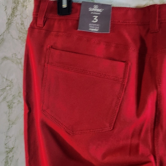 Chico's So Slimming Slim Leg 5 Pocket Red Pants - Picture 6 of 15